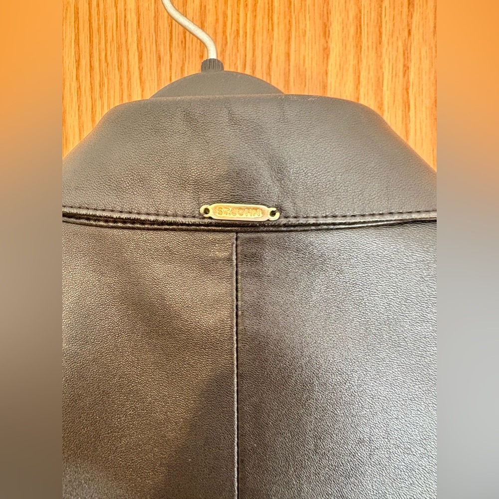 St. John Sport by Marie Gray black leather jacket - Picture 5 of 14